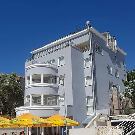 Sunset Split 3* Ποντστράνα