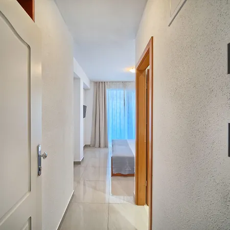 Ξενοδοχείο Sunset Split 3*