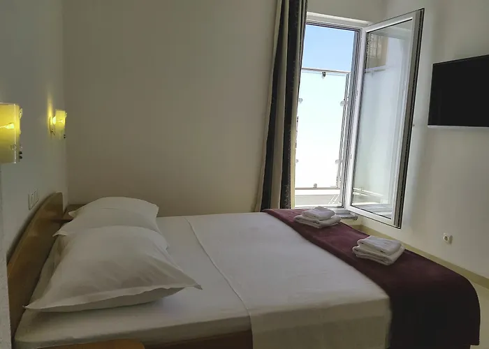 Sunset Split 3* بودْسْتغانا