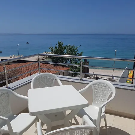 Sunset Split Hotell 3*