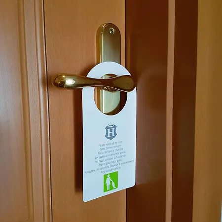 Hotell Sunset Split 3*