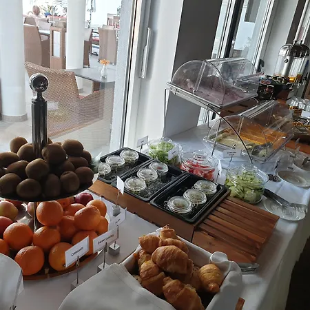 Hotel Sunset Split 3*