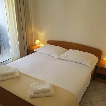 Sunset Split Hotel