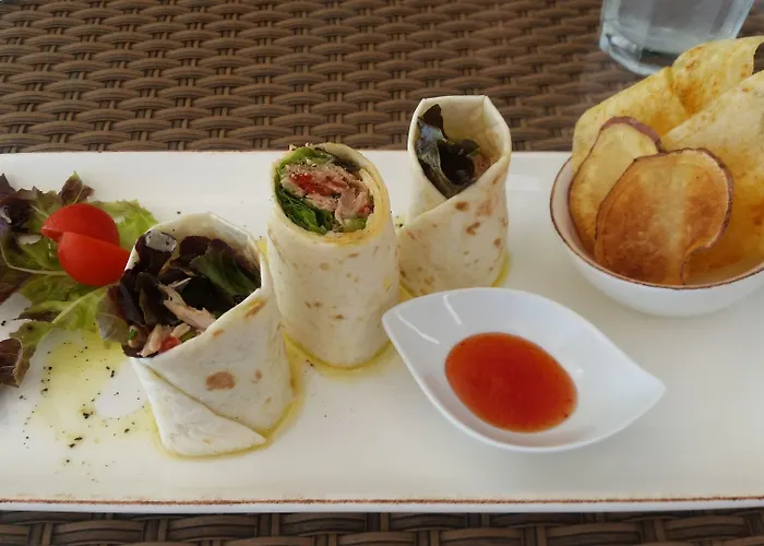 Sunset Split Szálloda 3*