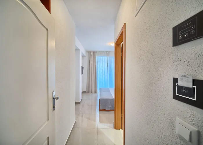 Szálloda Sunset Split 3*