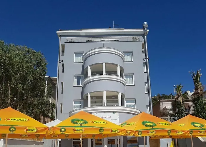 Sunset Split 3* Podstrana